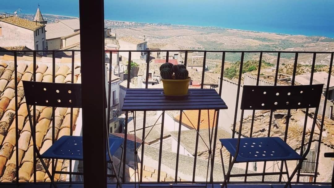 Perla Del Borgo Appartamenti Santa Caterina dello Ionio Bagian luar foto