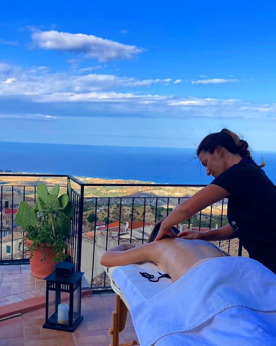 Perla Del Borgo Appartamenti Santa Caterina dello Ionio Bagian luar foto